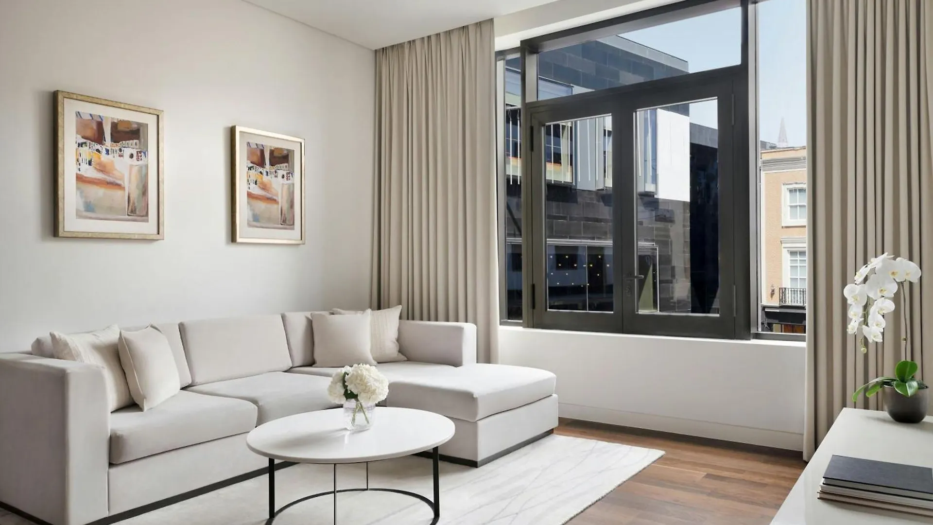*****  La Ville Hotel & Suites City Walk Dubai, Autograph Collection United Arab Emirates