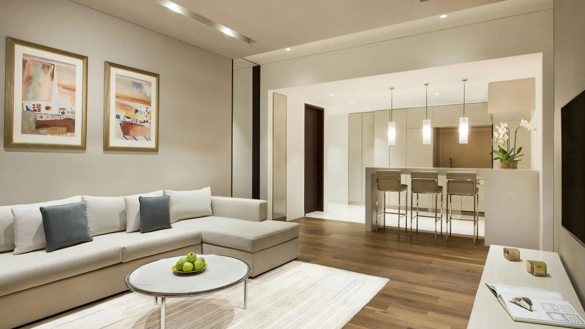 La Ville Hotel & Suites City Walk Dubai, Autograph Collection 5*, Dubai United Arab Emirates