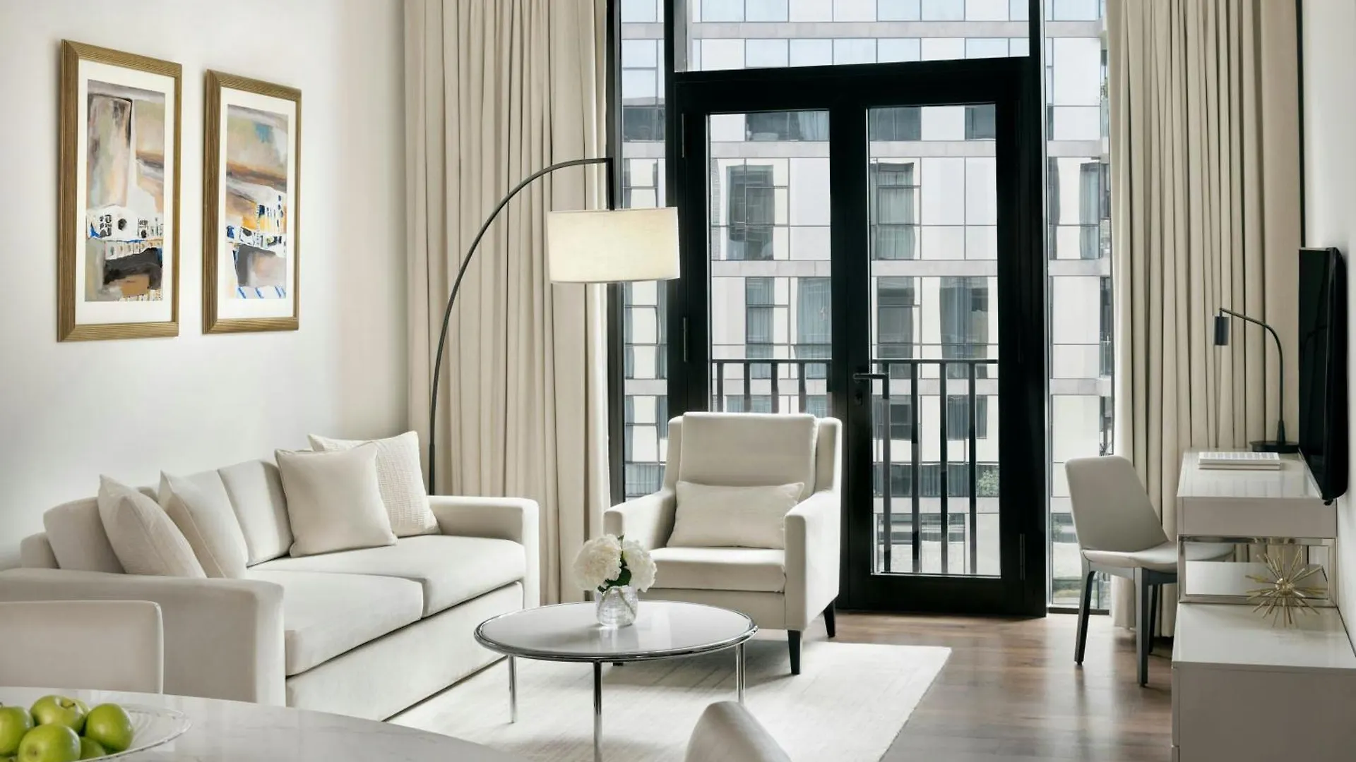 La Ville Hotel & Suites City Walk Dubai, Autograph Collection