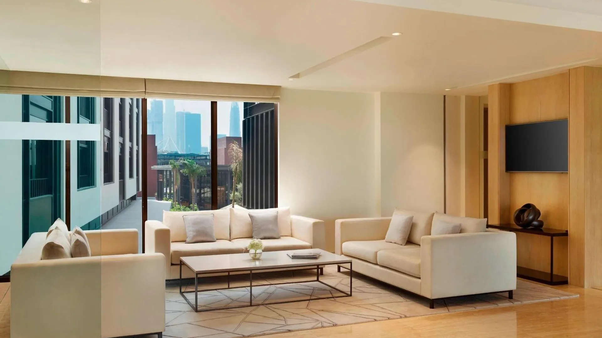 La Ville Hotel & Suites City Walk Dubai, Autograph Collection